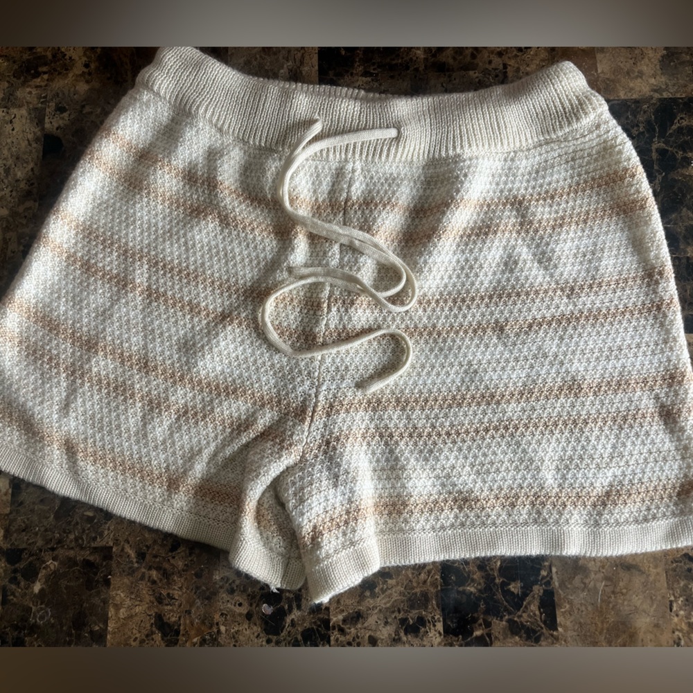 Madden NYC Cream Knit Shorts
